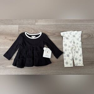 BURT’S BEES BABY 🐝  Top and White Snowflake Leggings
